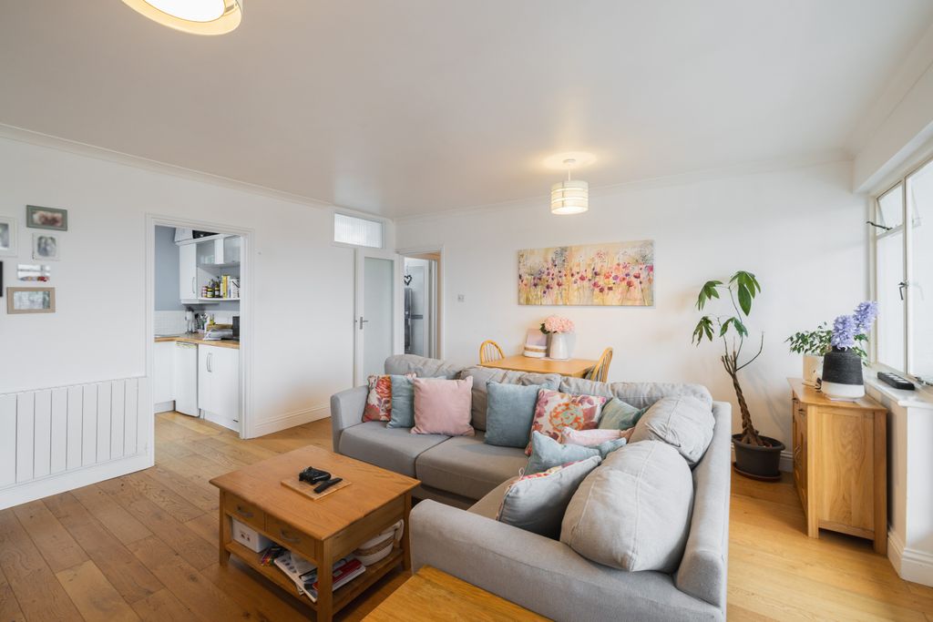 Additional image 15 of 1 bed flat for saleLa Rue Des Chenes, St. Helier, Jersey JE2