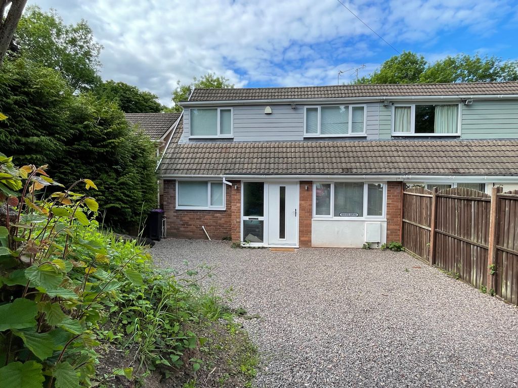 4 bed semi-detached house for saleGrove Park, Pontnewydd, Cwmbran NP44