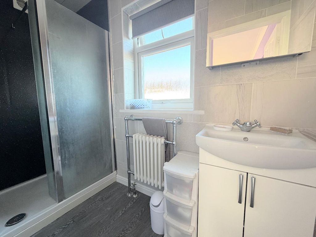 Additional image 13 of 4 bed semi-detached house for saleBolton Grove, Seaton Carew, Hartlepool TS25