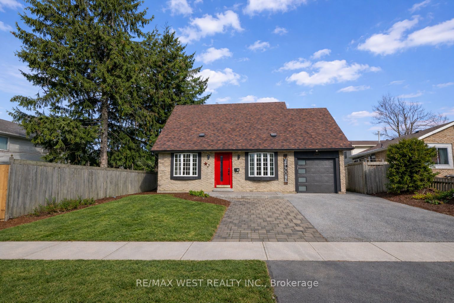 64 Heather Street, Barrie, ON, L4N 4N1
