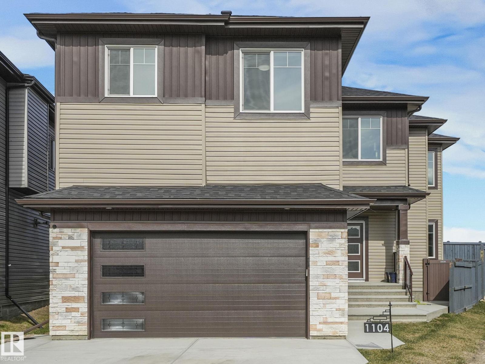 1104 152 Avenue NW, Edmonton, AB, T5Y4C8