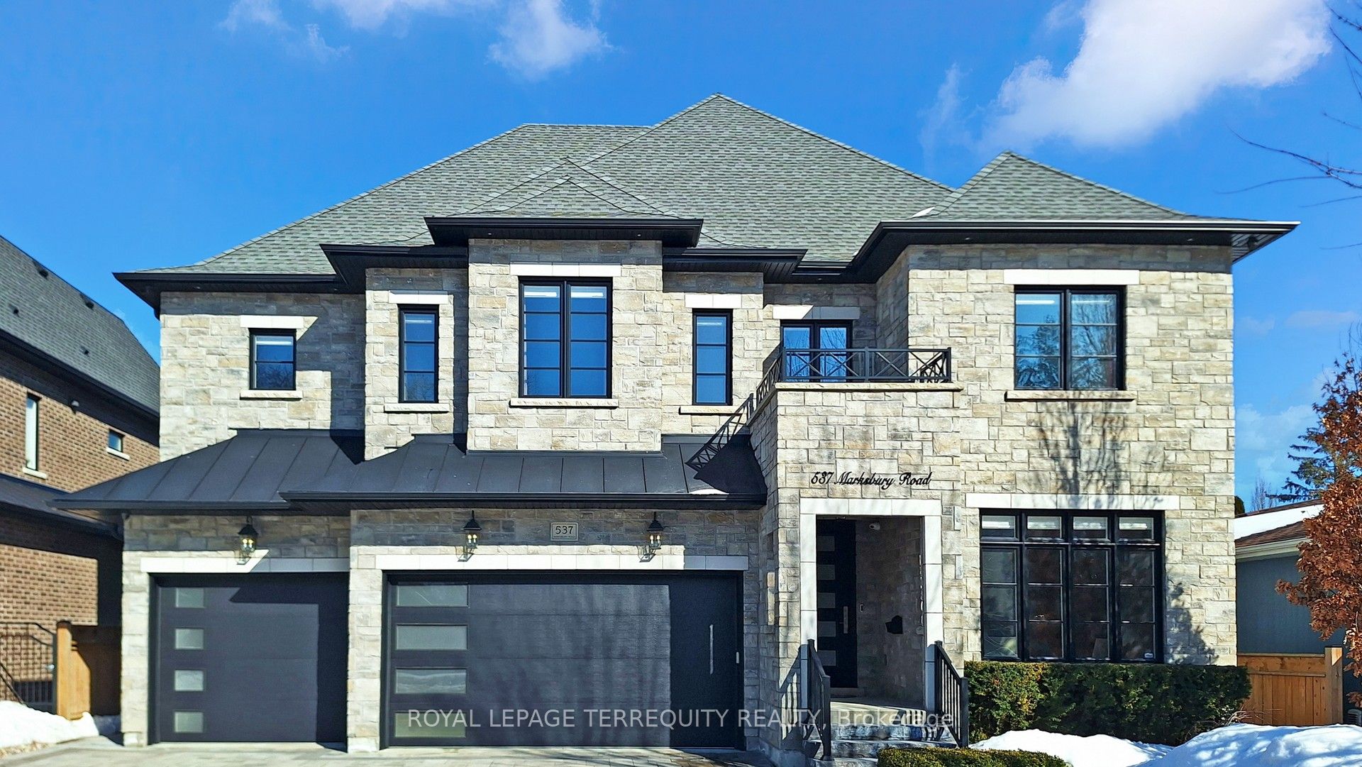 537 Marksbury Road, Pickering, ON, L1W 2S7