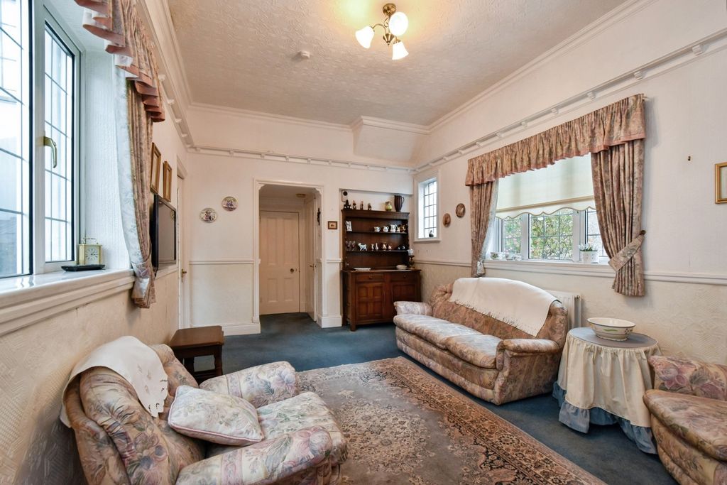Additional image 10 of 4 bed end terrace house for saleQueen Victoria Road, Llanelli, Carmarthenshire SA15
