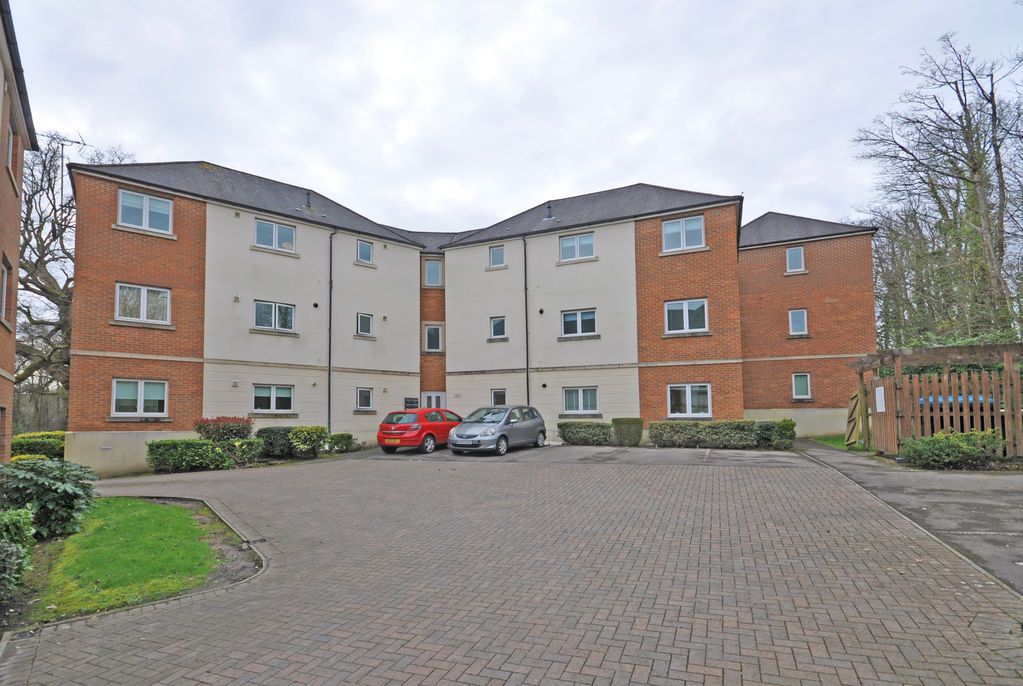 Additional image 12 of 2 bed flat for saleRefurbished Flat, Golden Mile View, Newport NP20