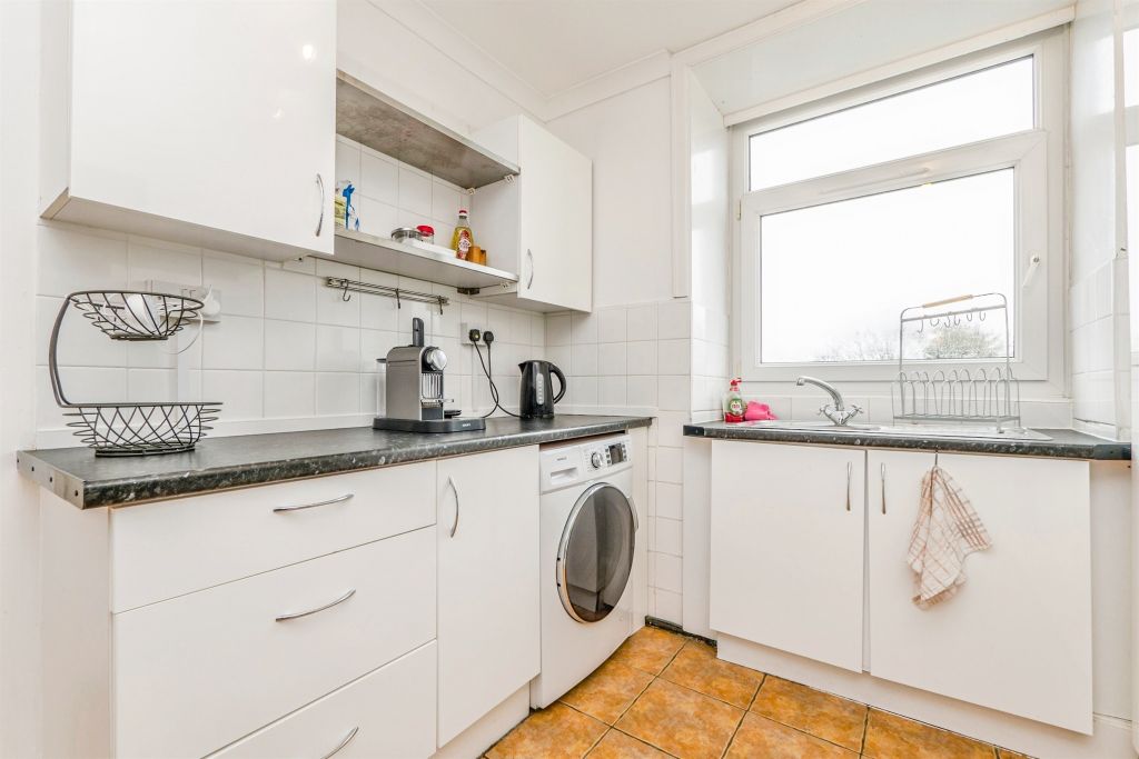 Additional image 10 of 2 bed flat for saleFairwood Road, Cardiff CF5