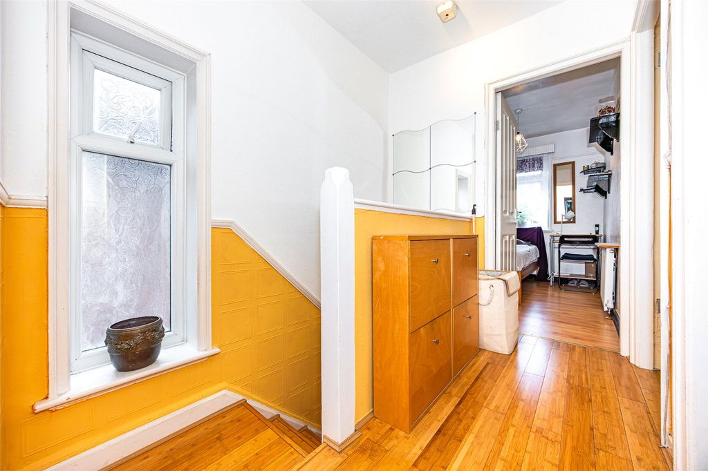 Additional image 26 of 3 bed semi-detached house for saleColin Close, Colindale NW9