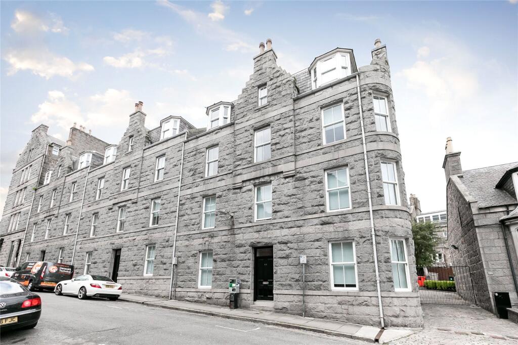 Gilcomston Park, Aberdeen, Aberdeenshire, AB25