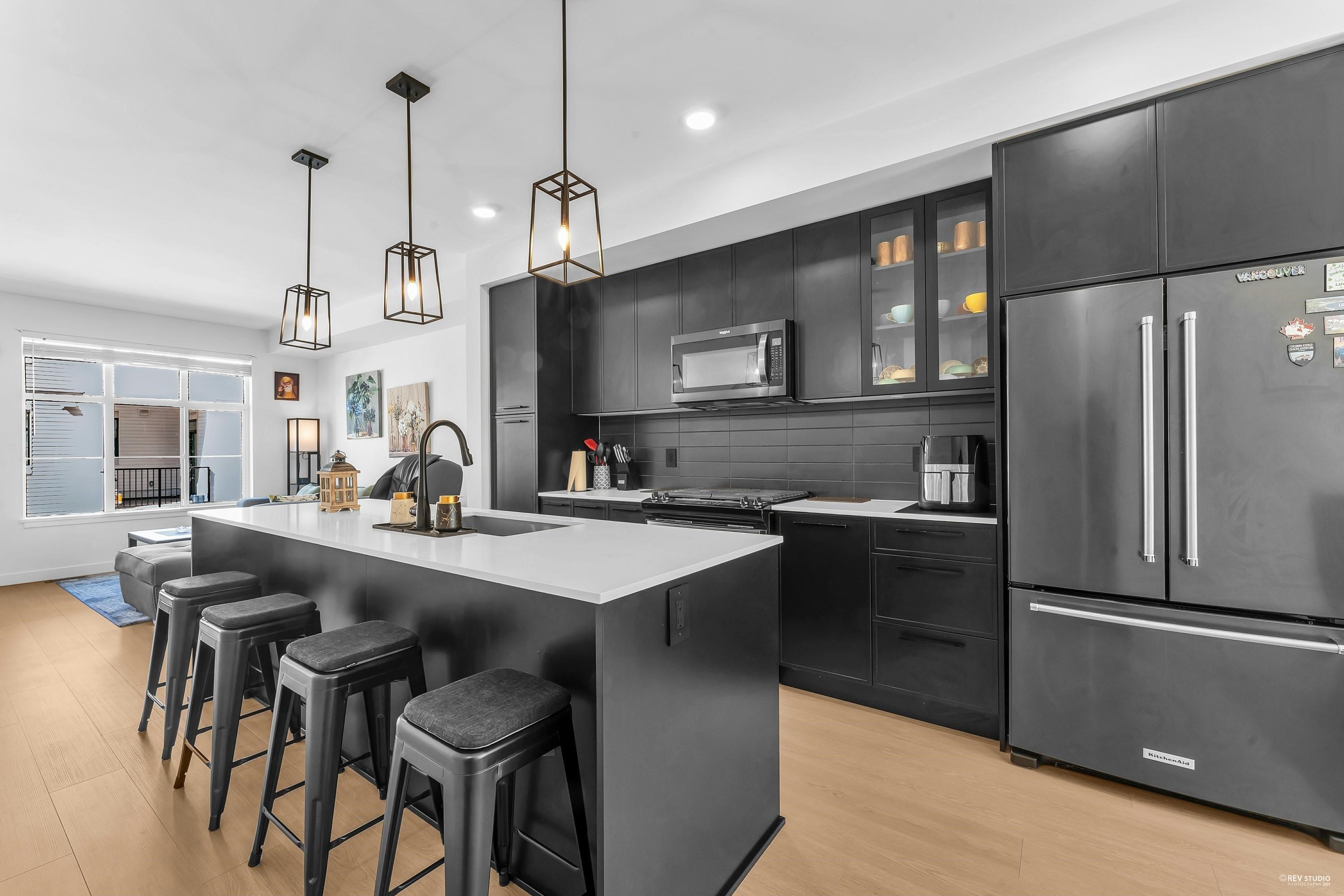 69-2774 Montrose Avenue, Abbotsford, BC, V2S 3T5