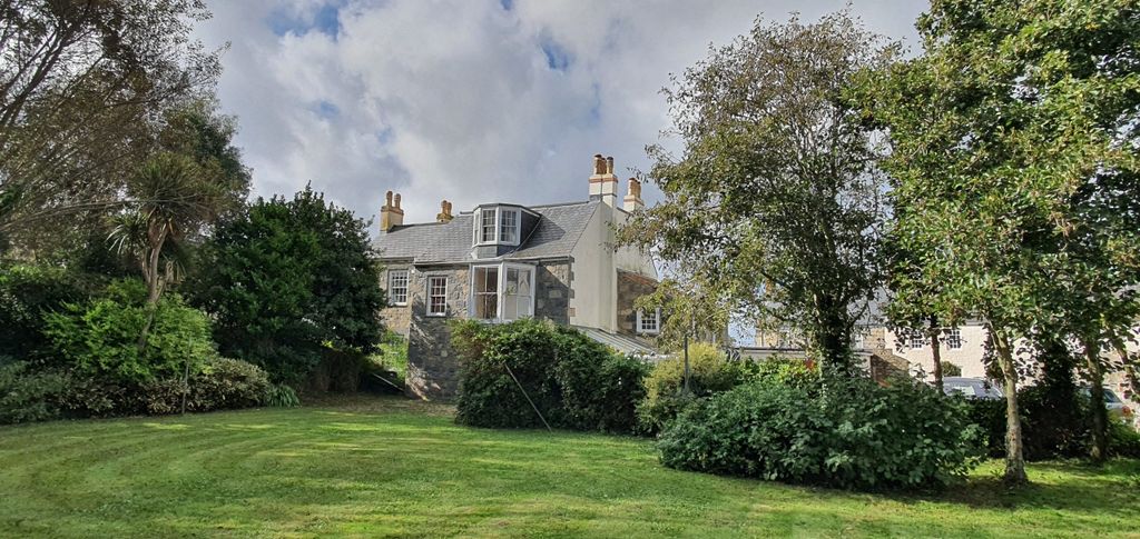 5 bed property for saleGrande Rue, Vale, Guernsey GY3
