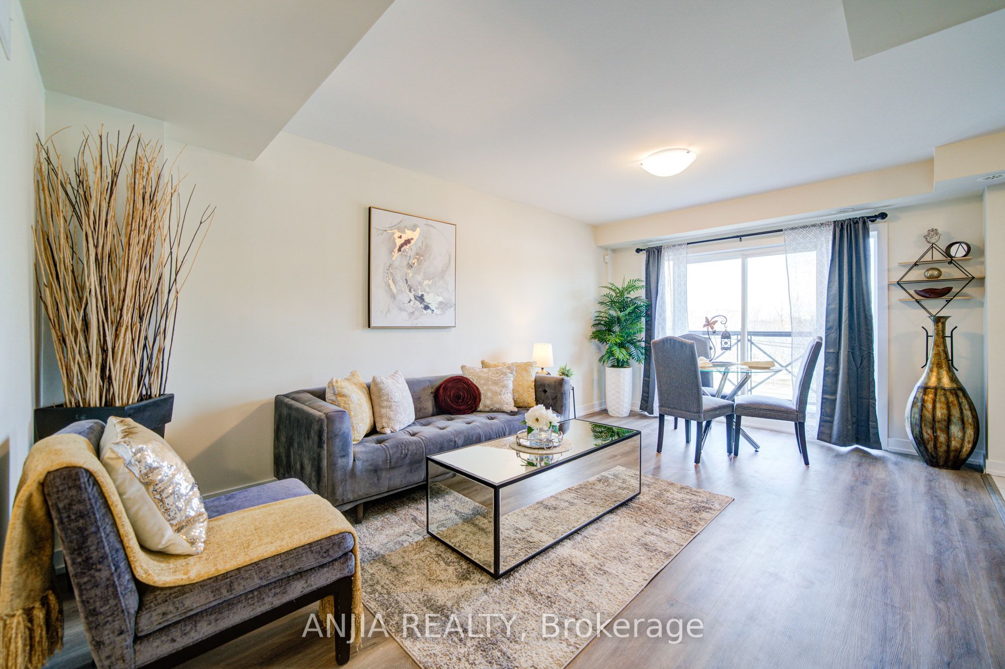 Additional image 4 of 2209-10 Westmeath Lane, Markham, ON, L6B 1N5