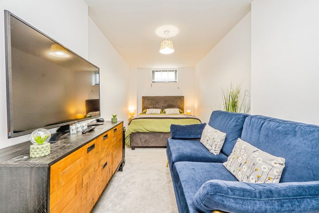 Additional image 11 of 2 bed flat for saleCardiff Road, Llandaff, Cardiff CF5