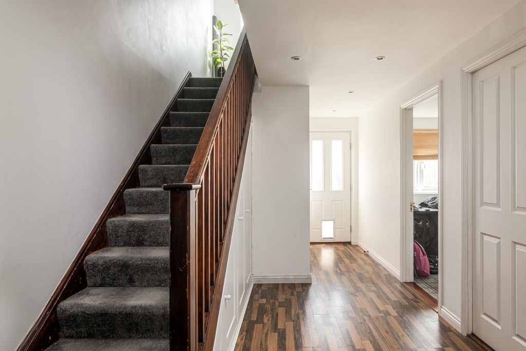 Additional image 2 of 4 bed terraced house for saleSt Johns Road, St Helier JE2