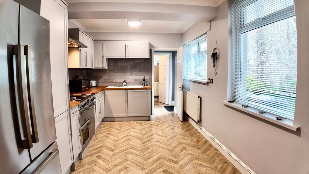 Additional image 11 of 3 bed semi-detached house for saleGrove Estate, Pontnewynydd NP4
