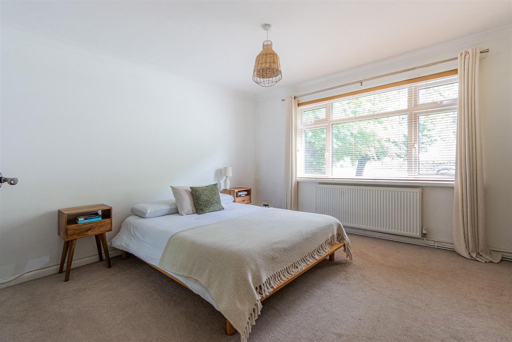 Additional image 8 of 2 bed flat for saleCastle Hill, St. Fagans, Cardiff CF5
