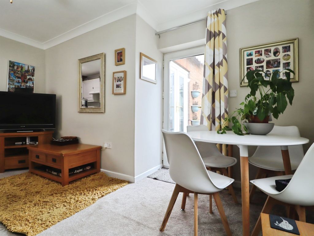 Additional image 18 of 4 bed semi-detached house for saleAxbridge Crescent, St Mellons Rise, Cardiff CF3