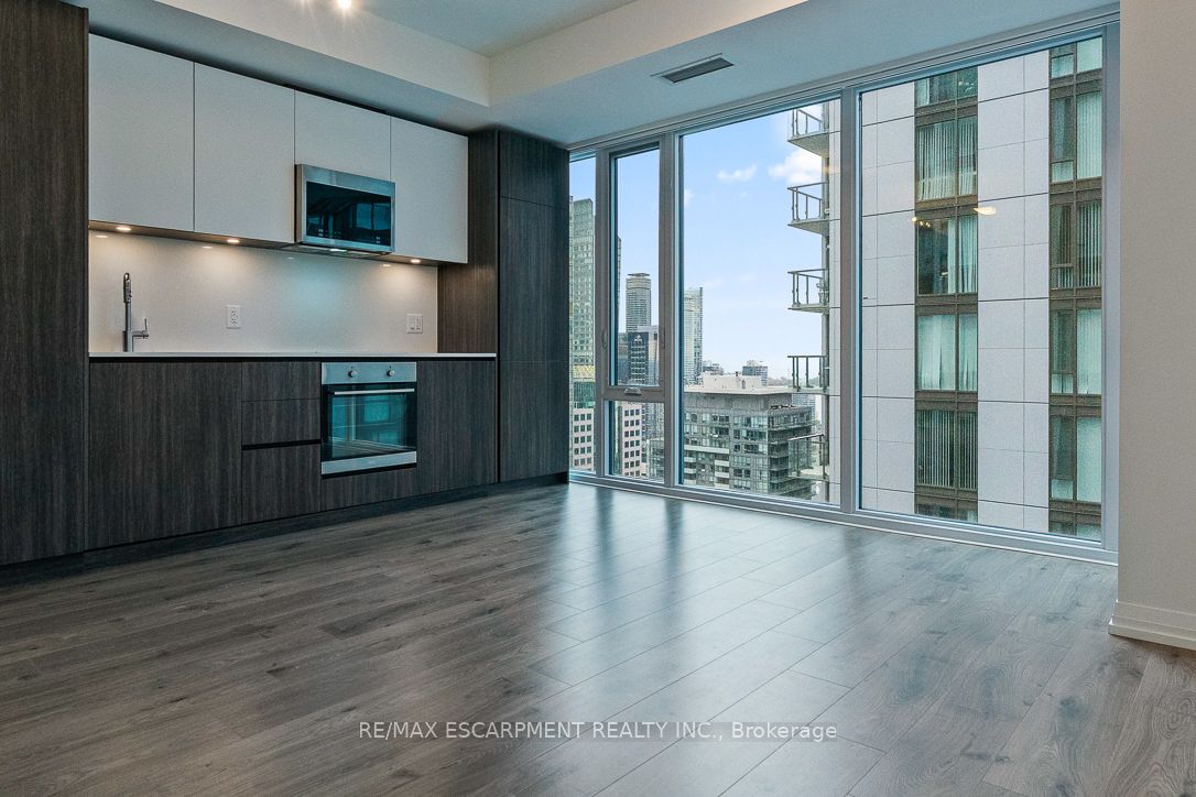 Additional image 5 of 4021-28 Widmer Street, Toronto, ON, M5V 0T2