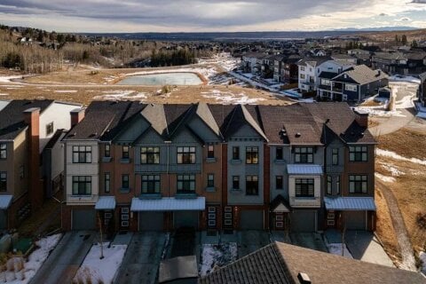 Additional image 8 of 74 Spring Willow Close SW, Calgary, AB, T3H6E8