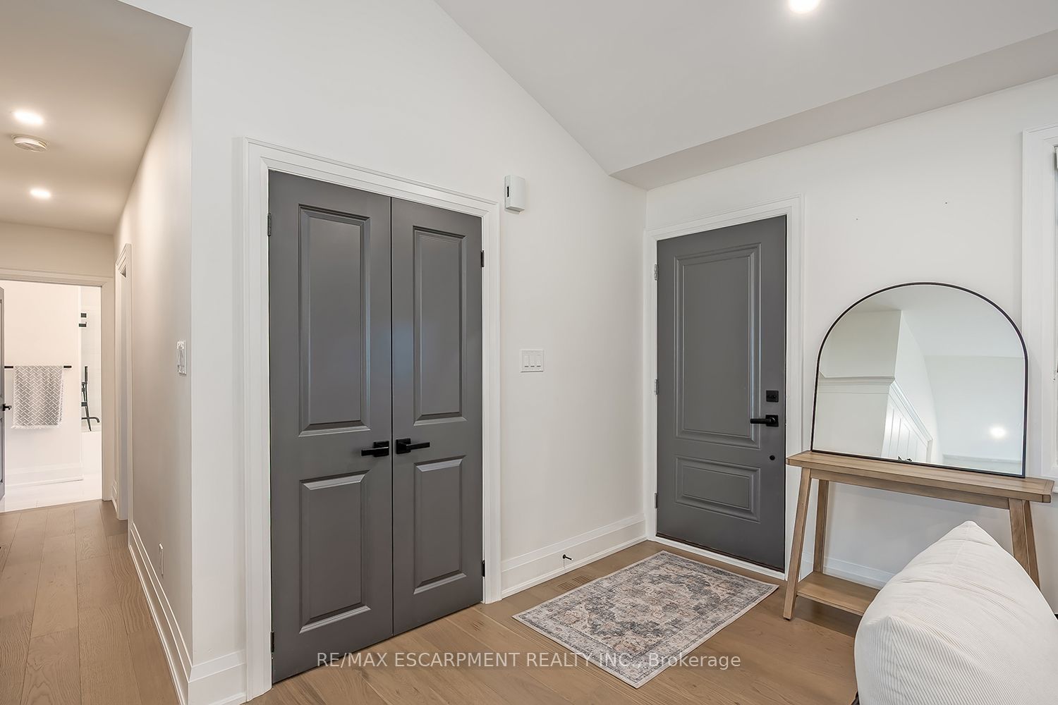 Additional image 6 of 564 Maplehill Drive, Burlington, ON, L7N 2W3