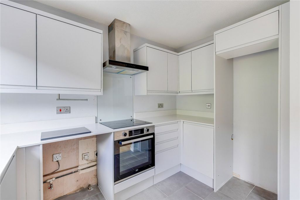 Additional image 9 of 3 bed semi-detached house for saleDuncan Close, Rumney, Cardiff CF3
