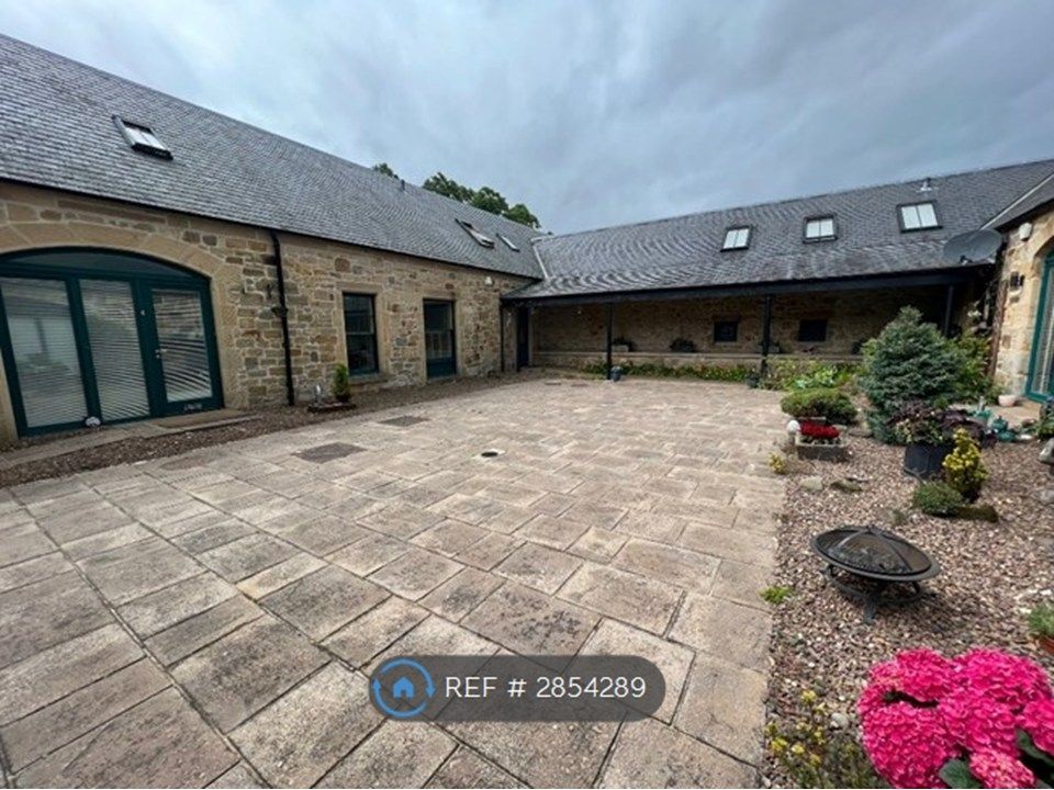 4 bed semi-detached house to rentKippielaw Steading, Dalkeith EH22
