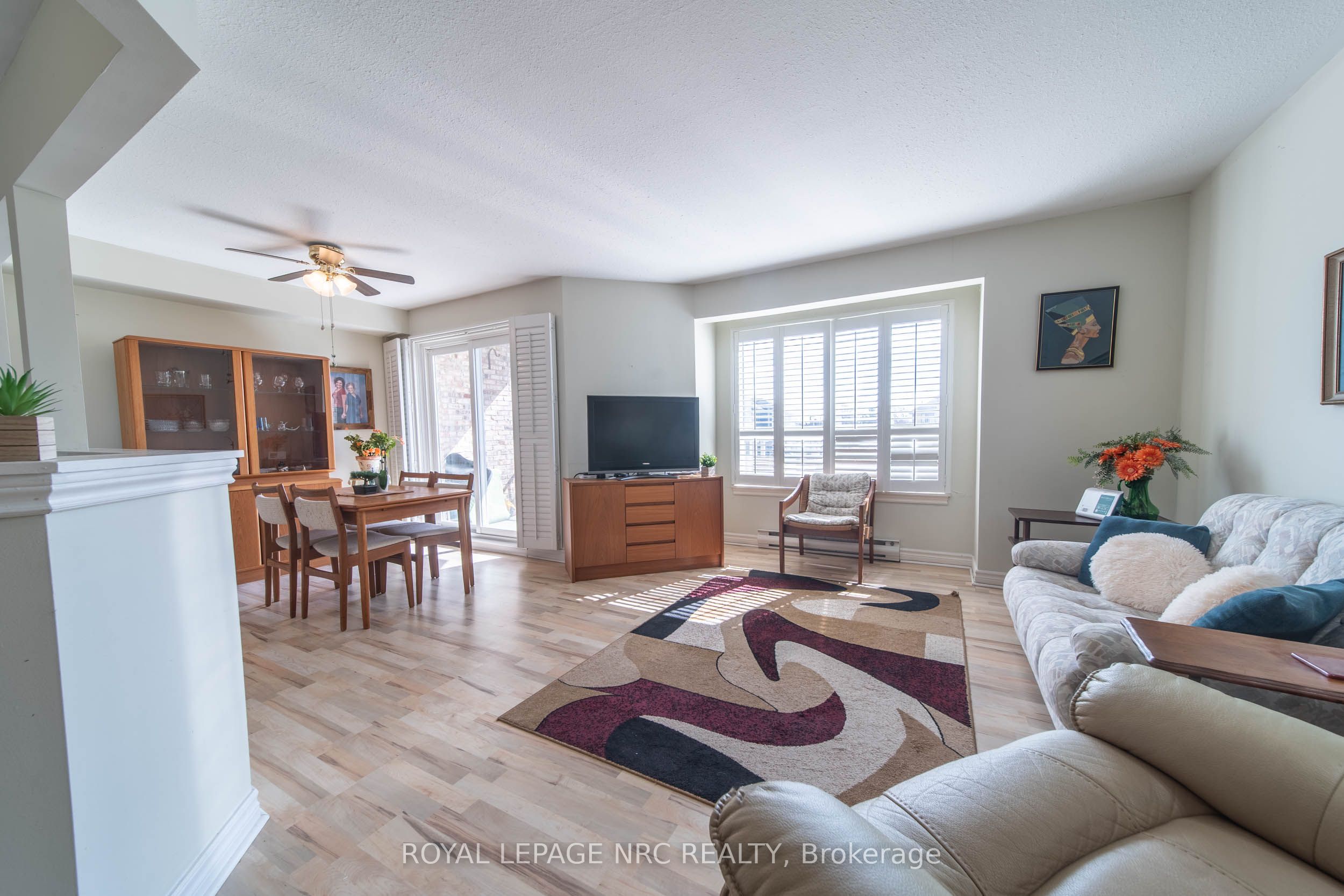 202B-1061 Vansickle Road N, St. Catharines, ON, L2S 2X4 photo 2