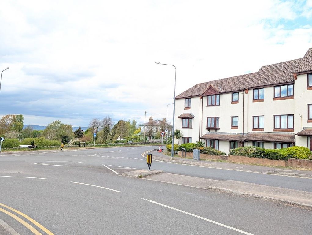 2 bed flat for saleMidland Way, Thornbury, Bristol BS35