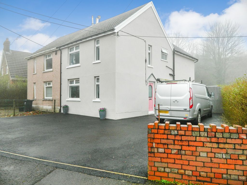 3 bed semi-detached house for saleGreenfield Crescent, Beaufort, Ebbw Vale NP23