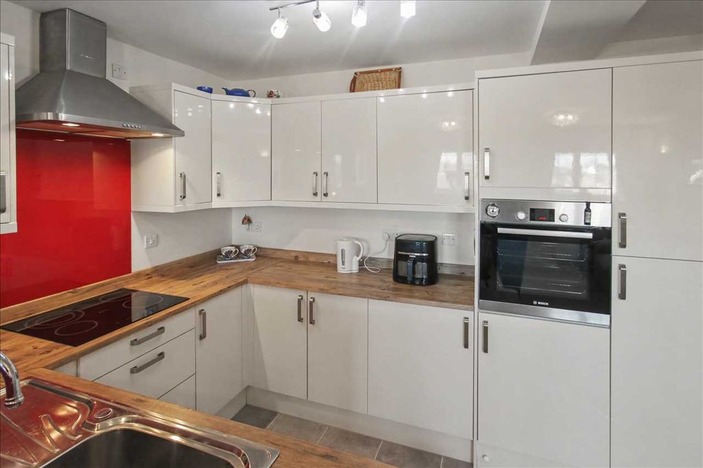 Additional image 12 of 2 bed flat for saleCentenary Court, Devonshire Drive, Eastwood, Nottingham NG16