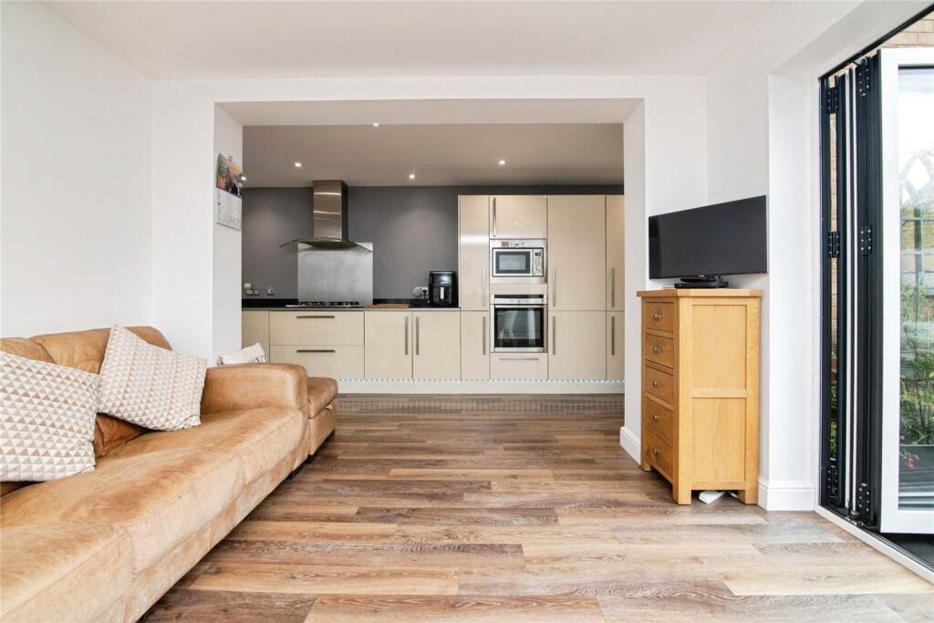 Additional image 10 of Johnsons Grove, Oldbury, West Midlands, B68