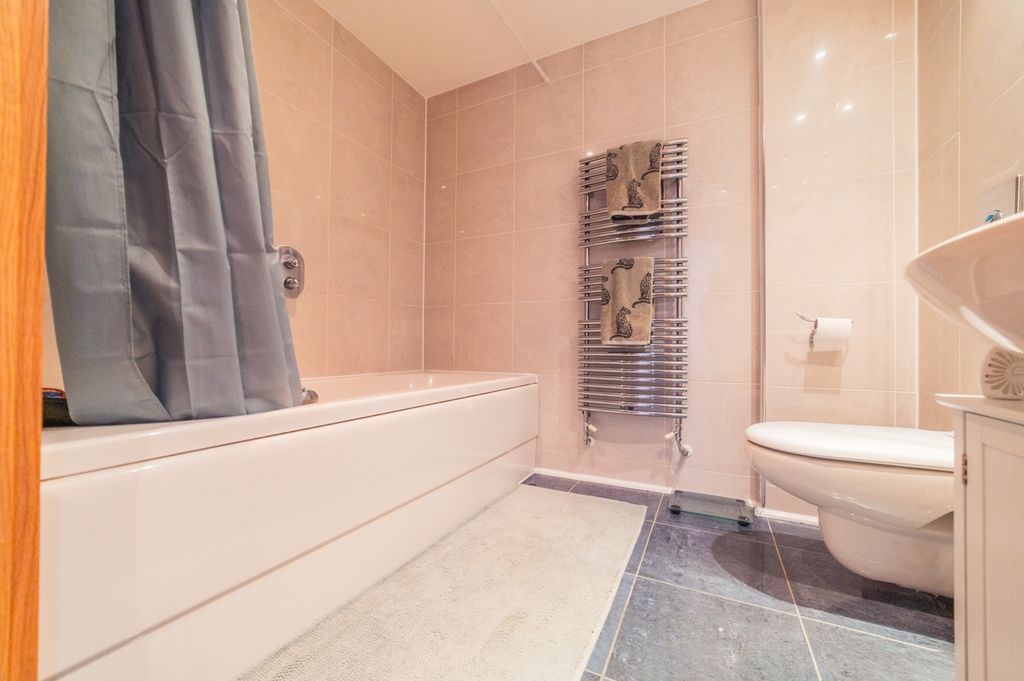 Additional image 20 of 2 bed flat for saleSouth Mews, Cardiff Bay CF10
