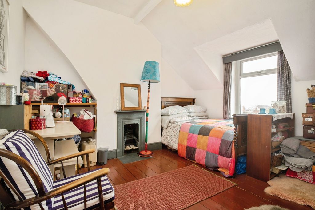 Additional image 22 of 5 bed end terrace house for salePencisely Road, Cardiff CF5
