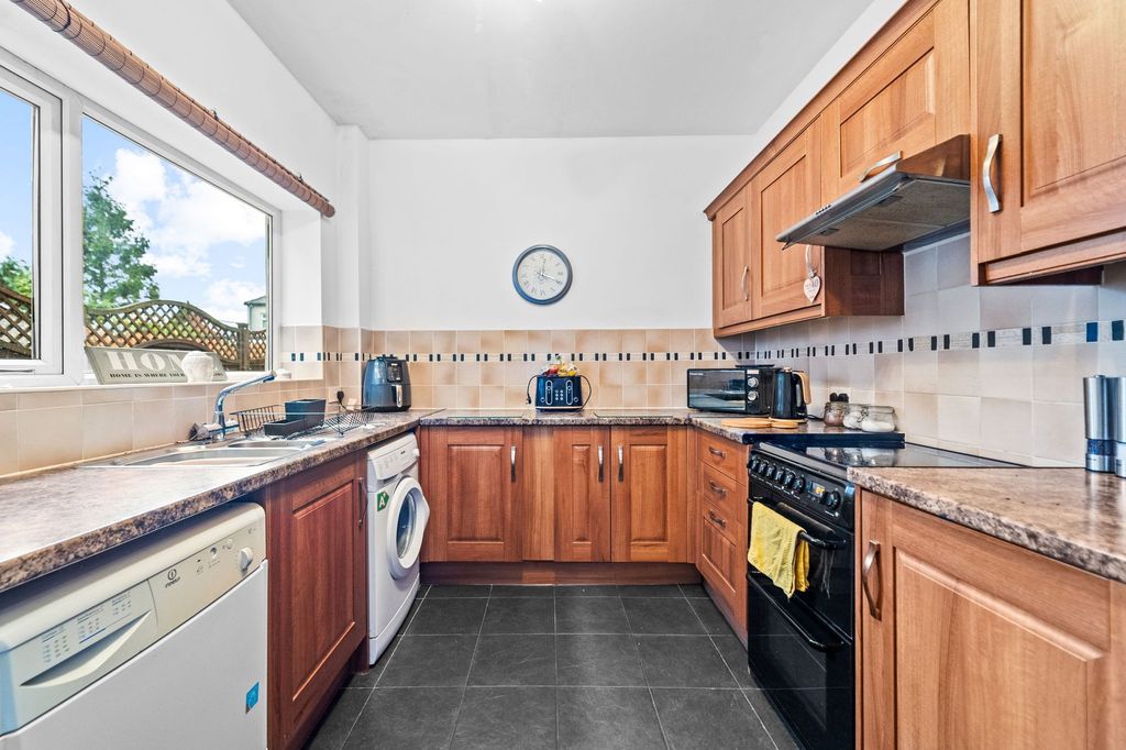 Additional image 6 of 3 bed terraced house for saleCarisbrooke Road, Newport NP19