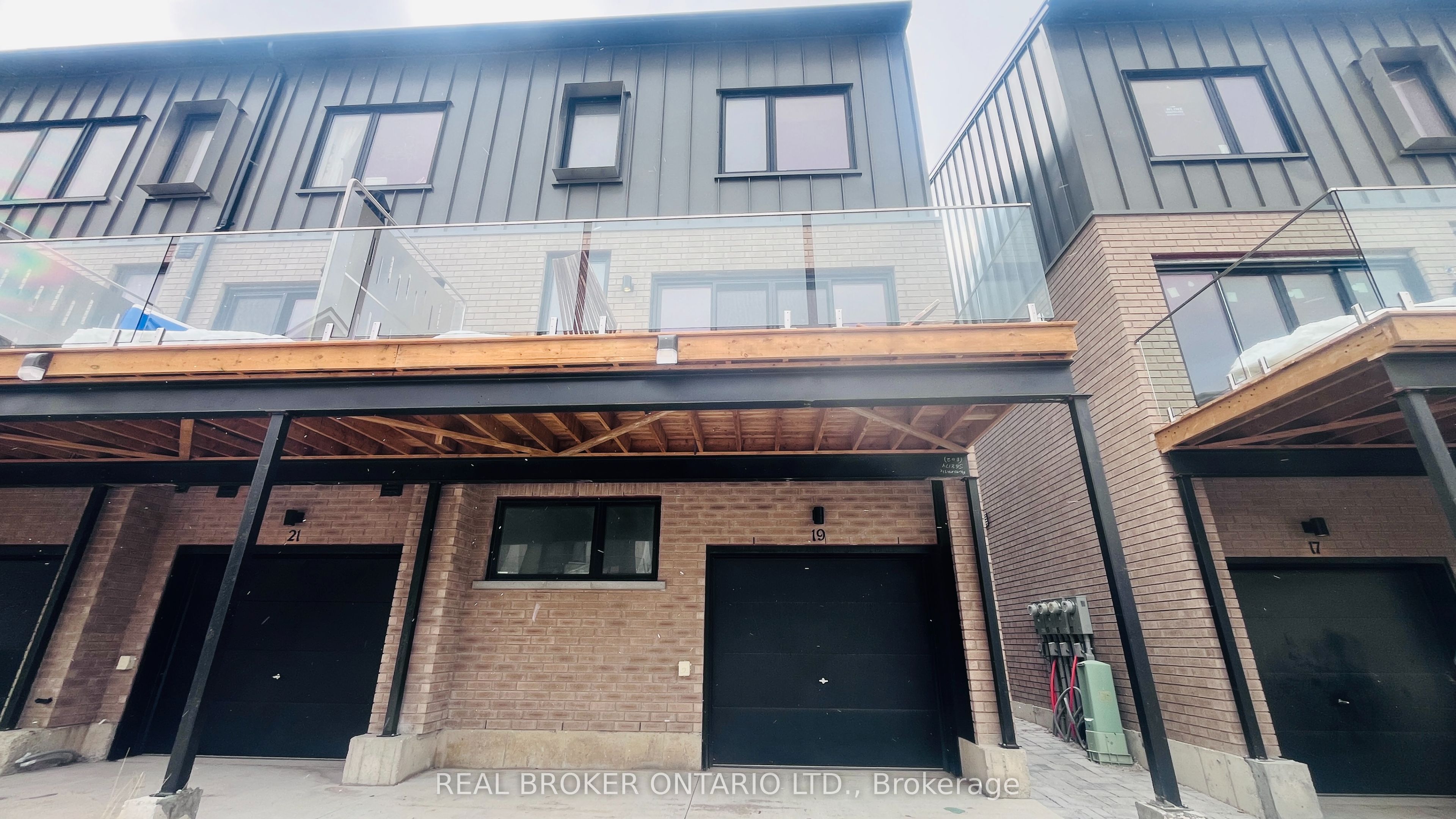 UPPER-19 Rainwater Lane, Barrie, ON, L4N 9J6