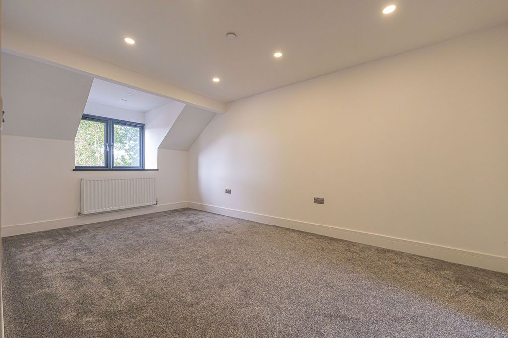 Additional image 14 of 4 bed detached house for saleRoyal Oak Hill, Christchurch NP18