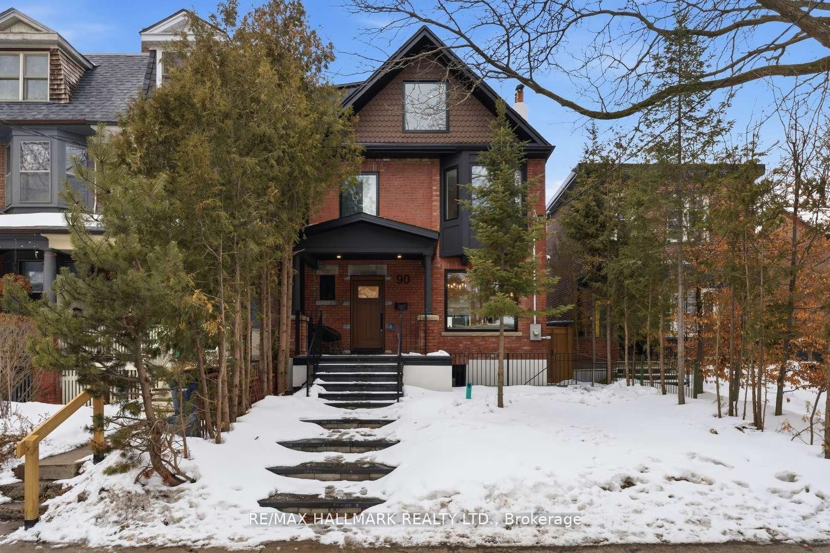 90 Garden Avenue, Toronto, ON, M6R 1H7