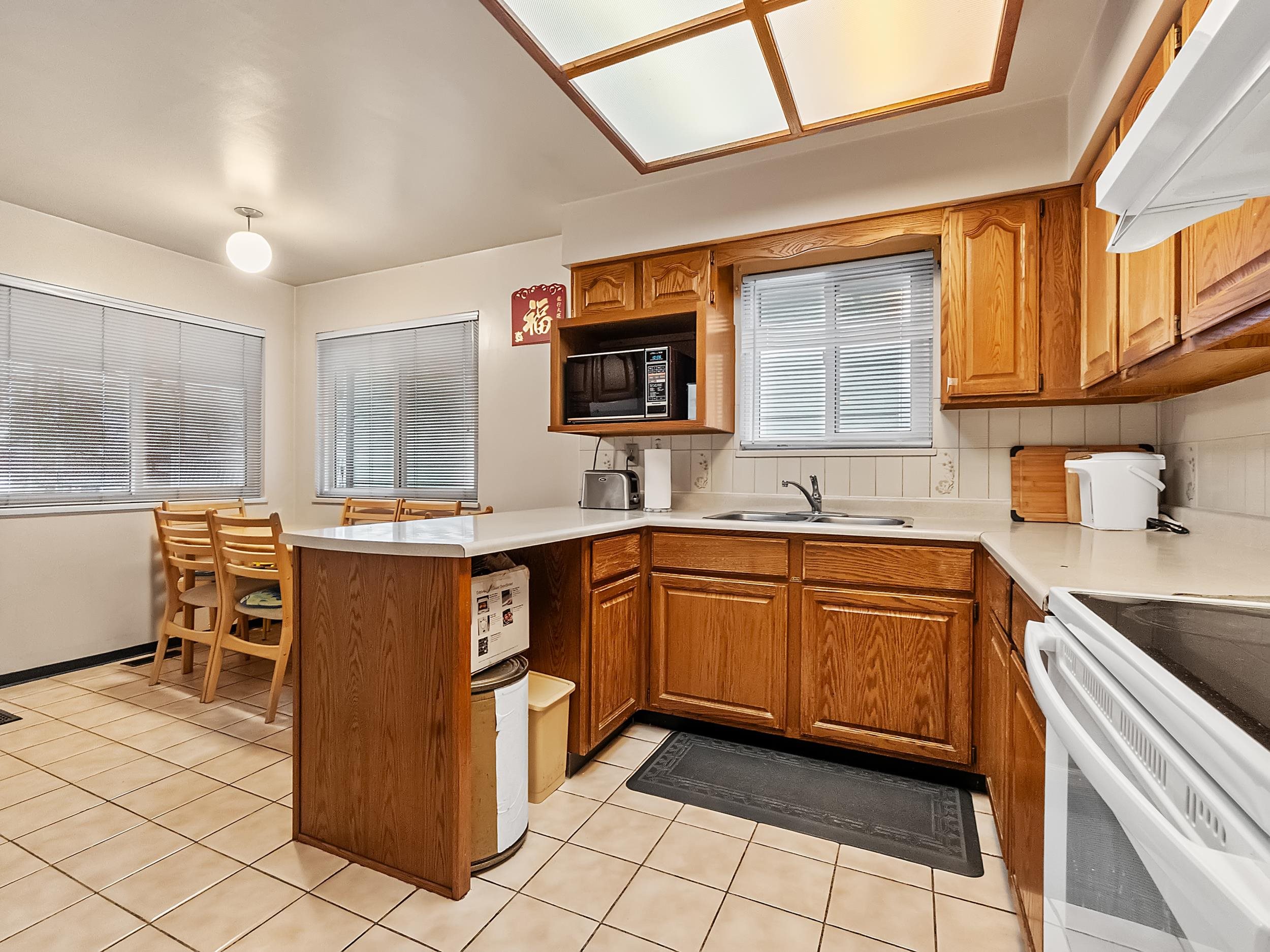 Additional image 6 of 352 38th Avenue E, Vancouver, BC, V5W 1H6