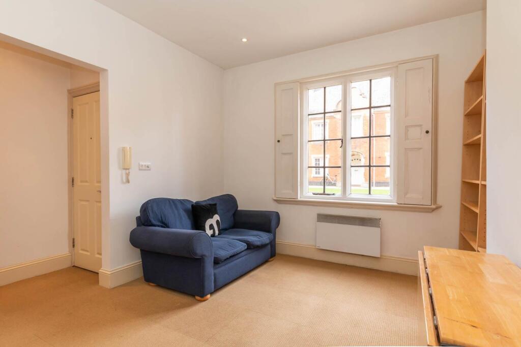 Garden Court, Ladywood Middleway, B16 8EU