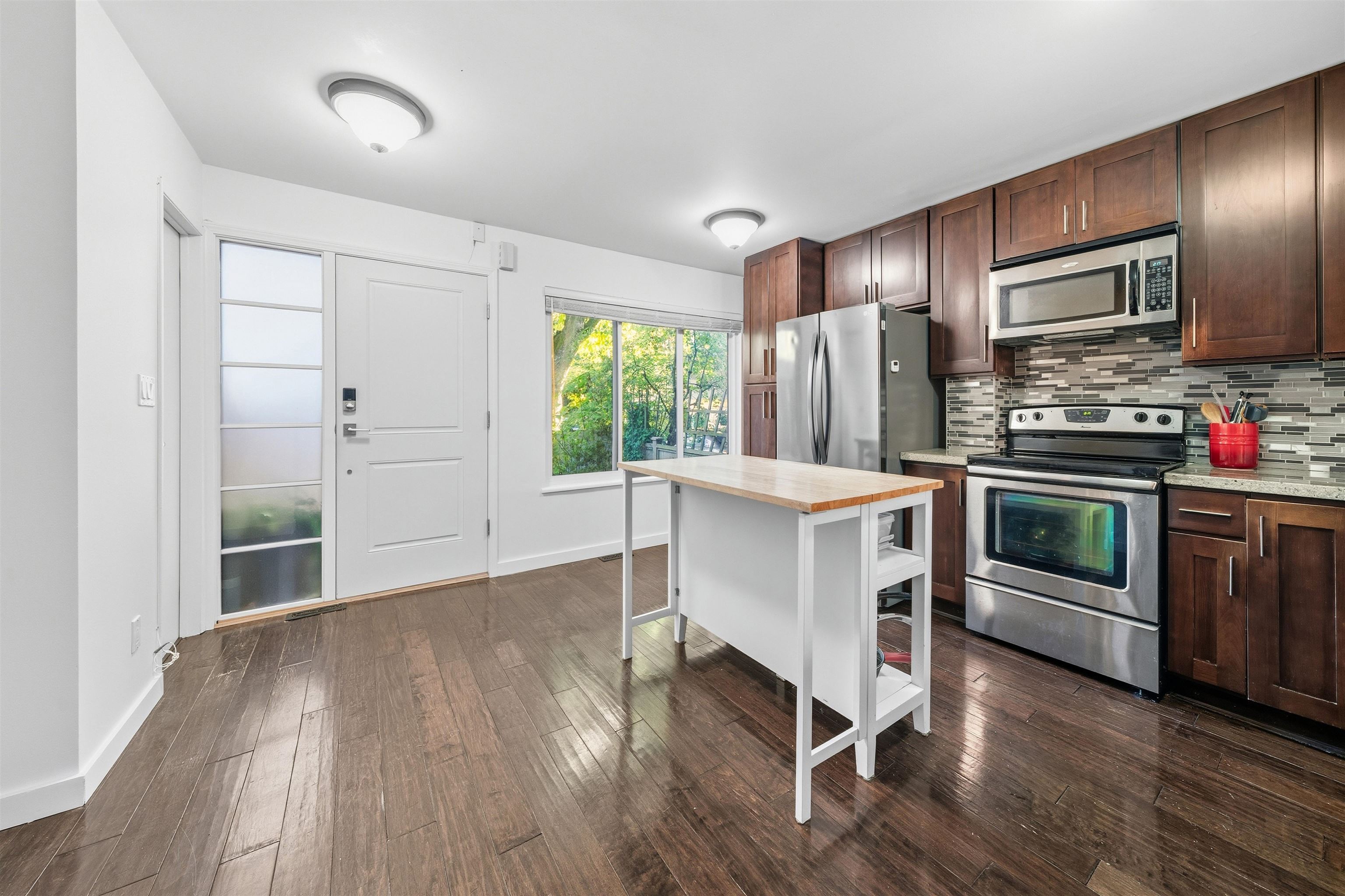 Additional image 3 of 4742 Laurelwood Place, Burnaby, BC, V5G 4B2