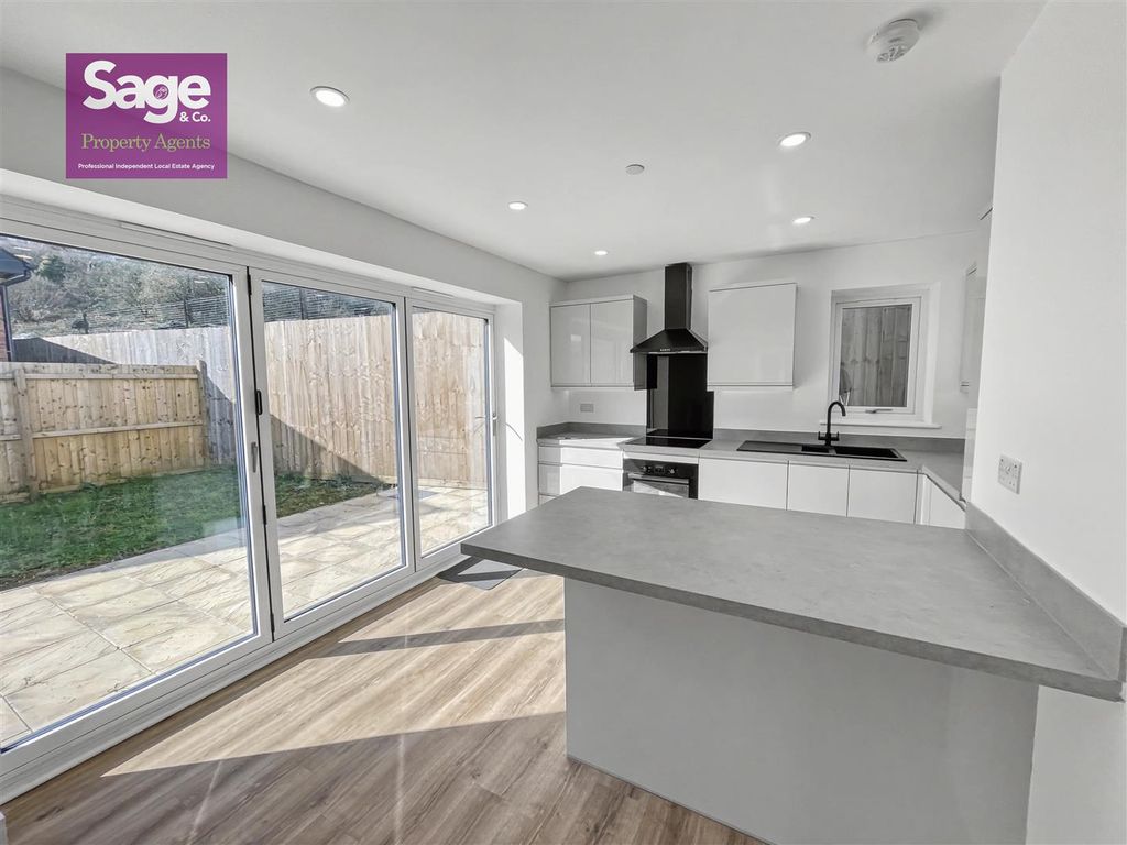 Additional image 2 of 5 bed detached house for saleCelynen Close, Newbridge NP11