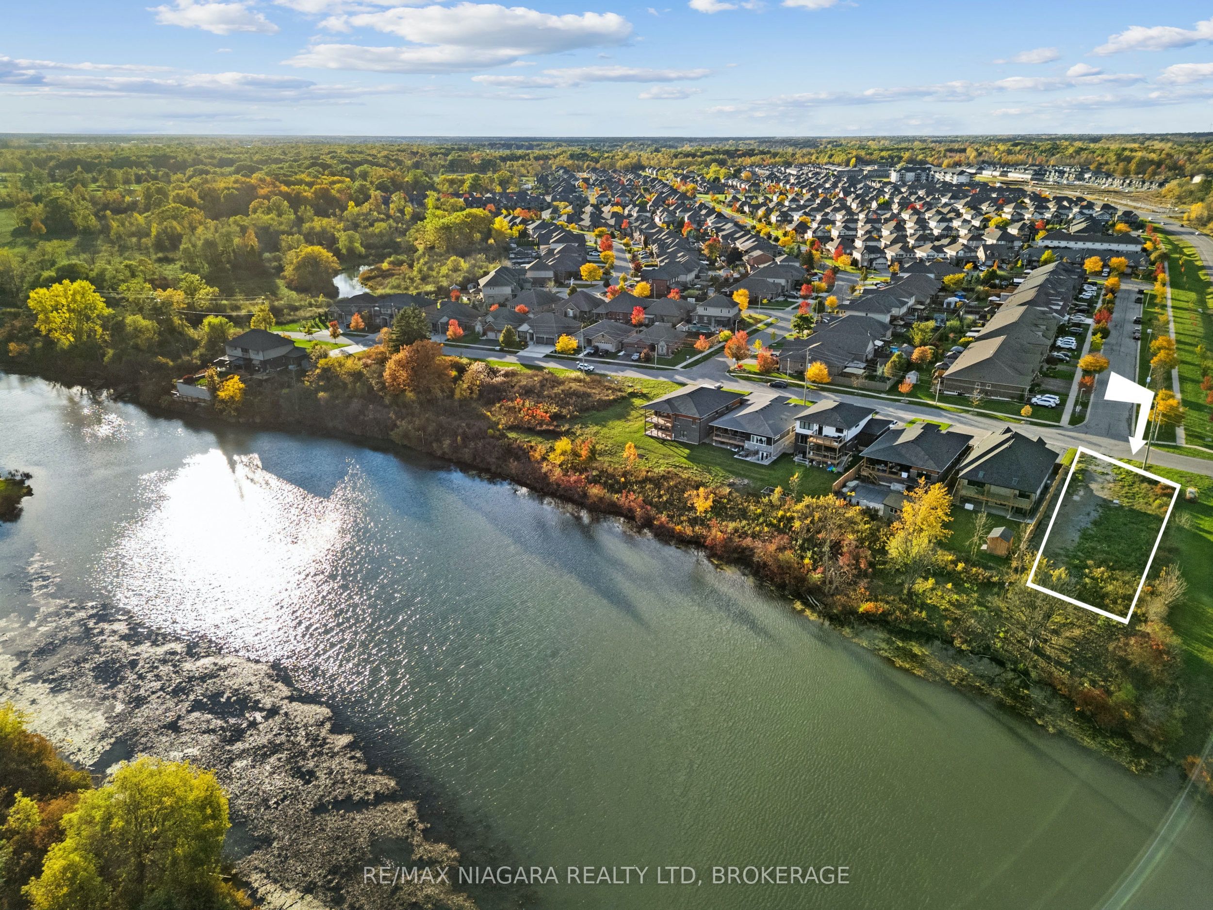 242 Colbeck Drive, Welland, ON, L3C 0B4