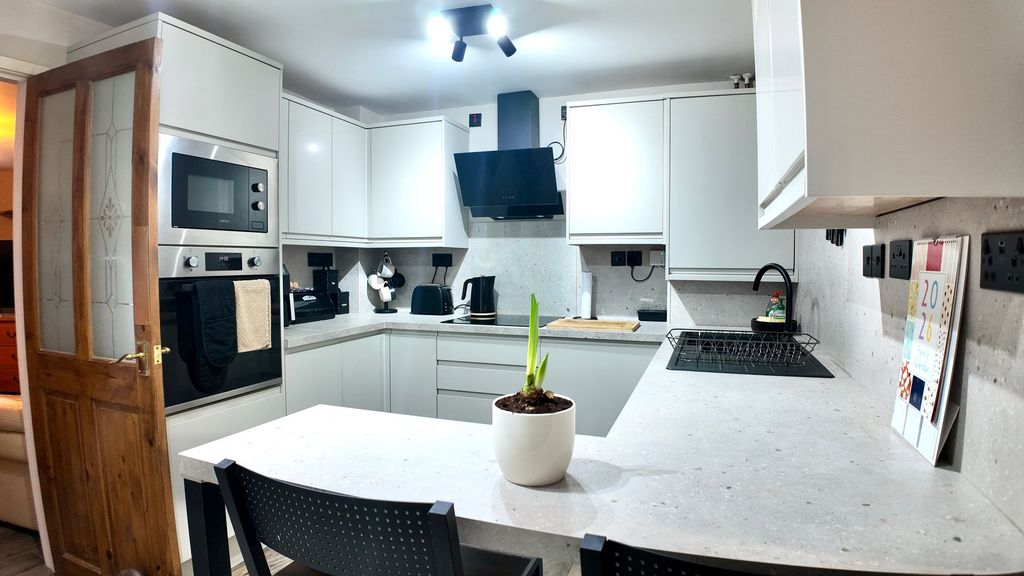 Additional image 9 of 3 bed semi-detached house for saleElmwood Grove, Georgetown NP22