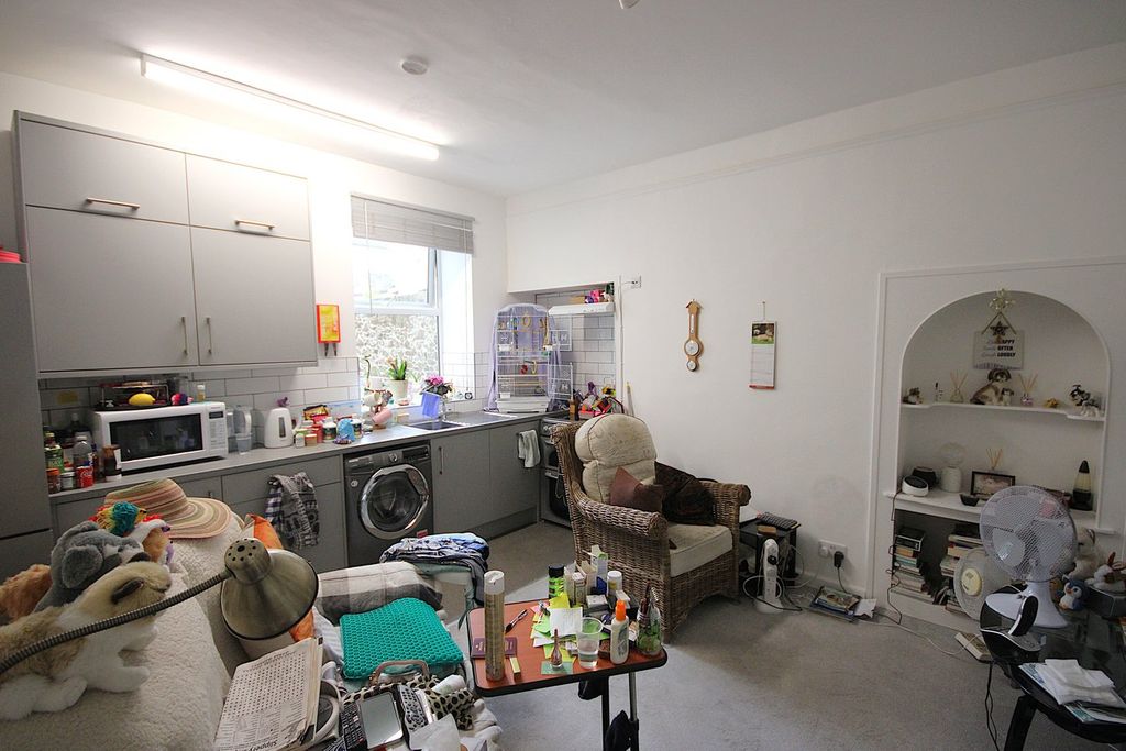 1 bed flat for saleSt Helier JE2 photo 4