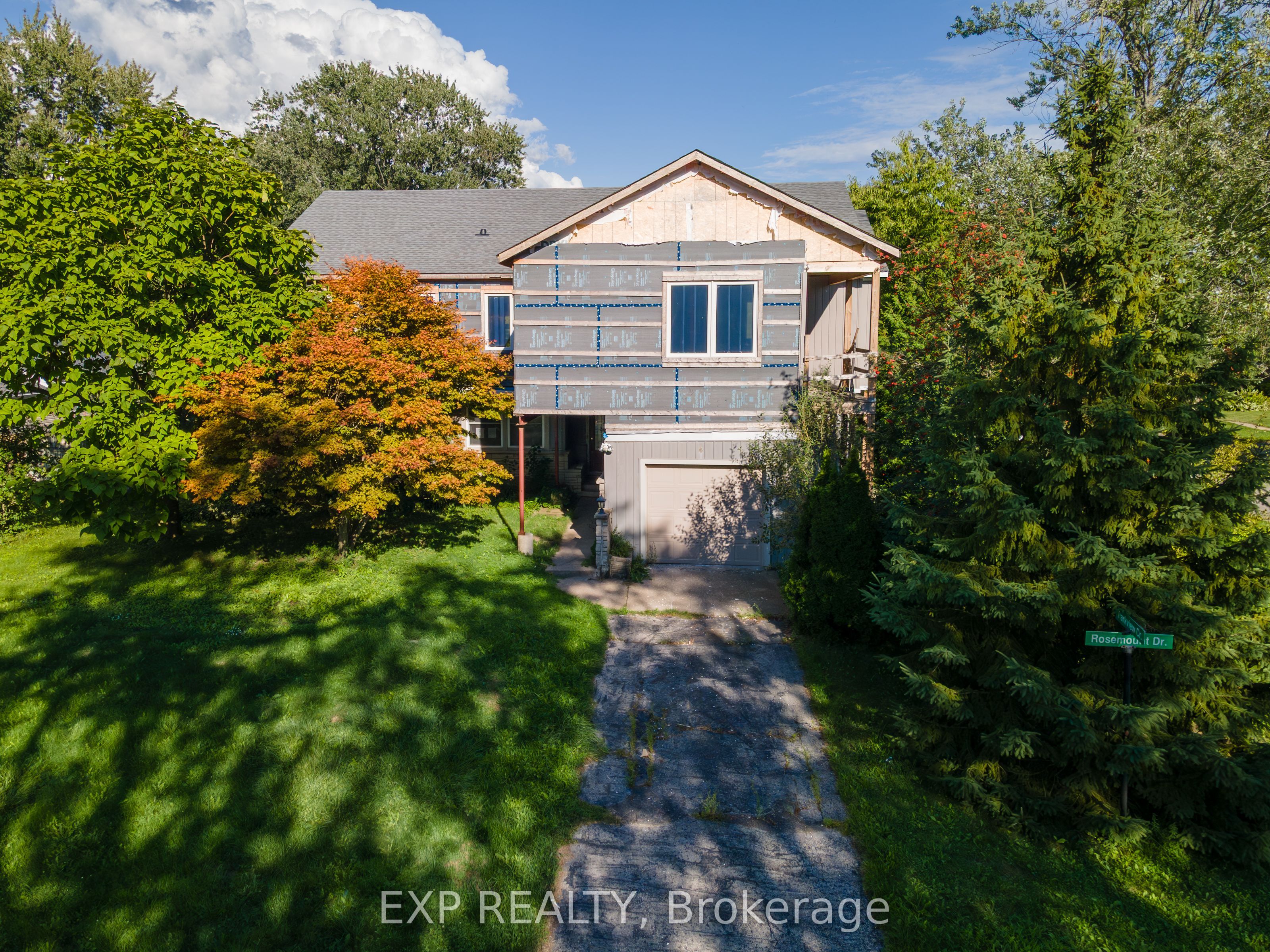 6 Rosemount Drive, Welland, ON, L3C 2H3