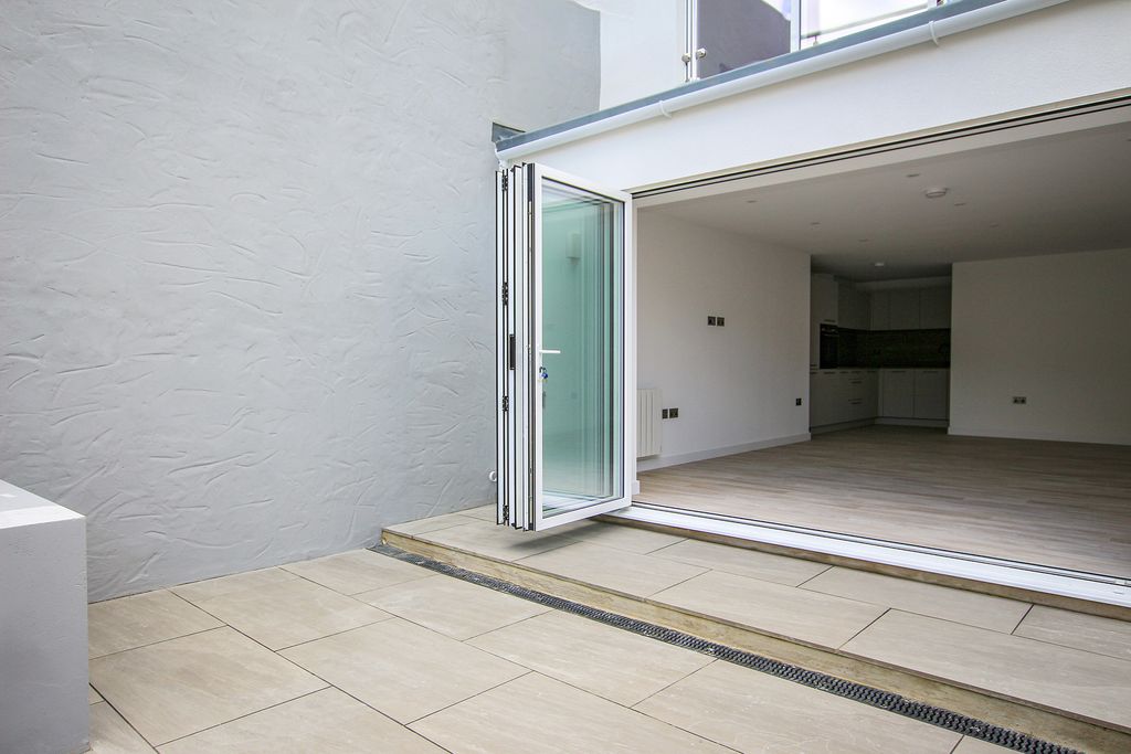 Additional image 8 of 1 bed property for saleMount Hermon, St Peter Port, Guernsey GY1