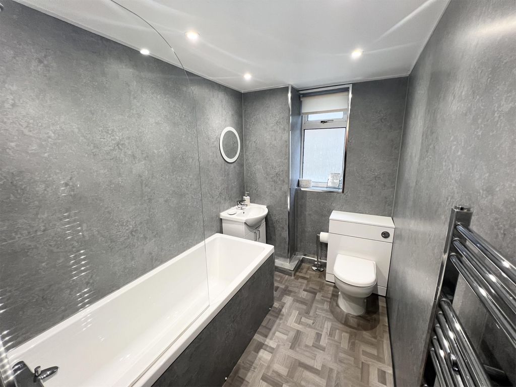 Additional image 15 of 2 bed flat for saleFlat 2, 6 Stanley Road, Saltcoats KA21