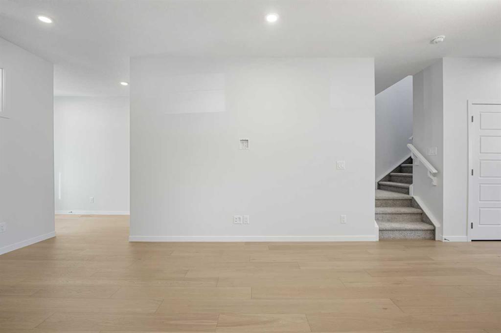 Additional image 6 of 118 Wolf Hollow Terrace SE, Calgary, AB, T2X 6C5