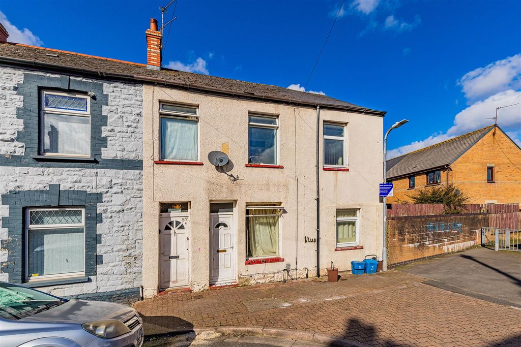 8 bed end terrace house for saleRuby Street, Adamsdown, Cardiff CF24