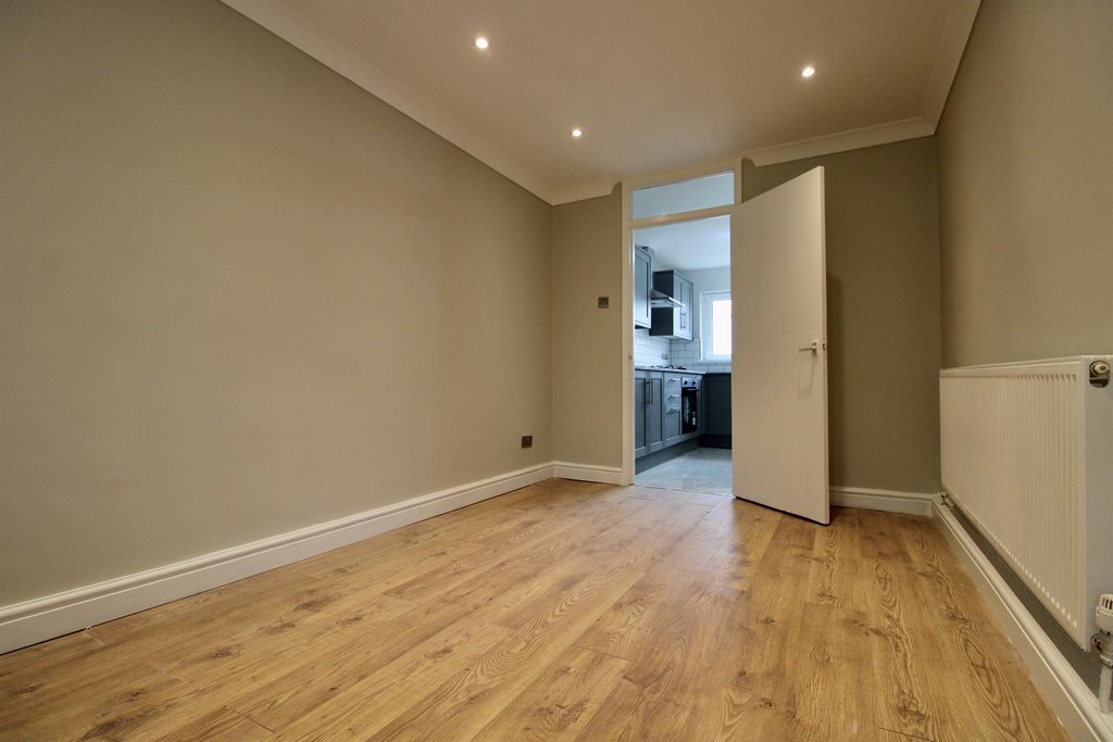 Additional image 8 of 3 bed terraced house for saleBryn-Y-Nant, Llanedeyrn, Cardiff CF23
