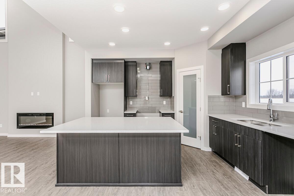 Additional image 5 of 324 173 Avenue NW, Edmonton, AB, T5Y4G6