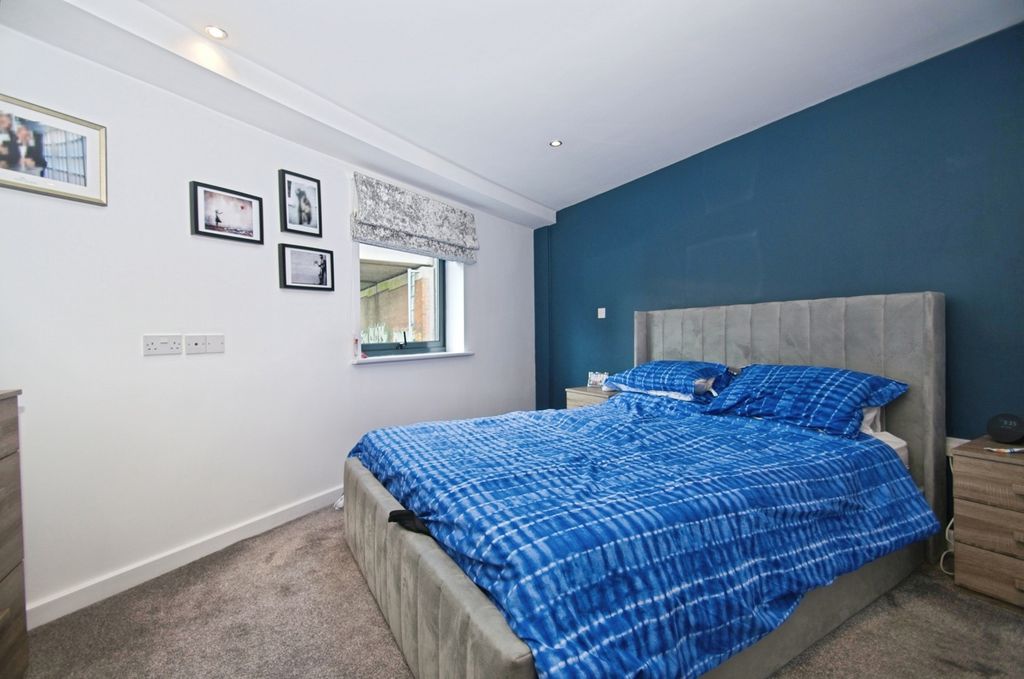 Additional image 6 of 2 bed flat for saleCity Wharf Apartments, Schooner Way, Cardiff Bay, Cardiff CF10